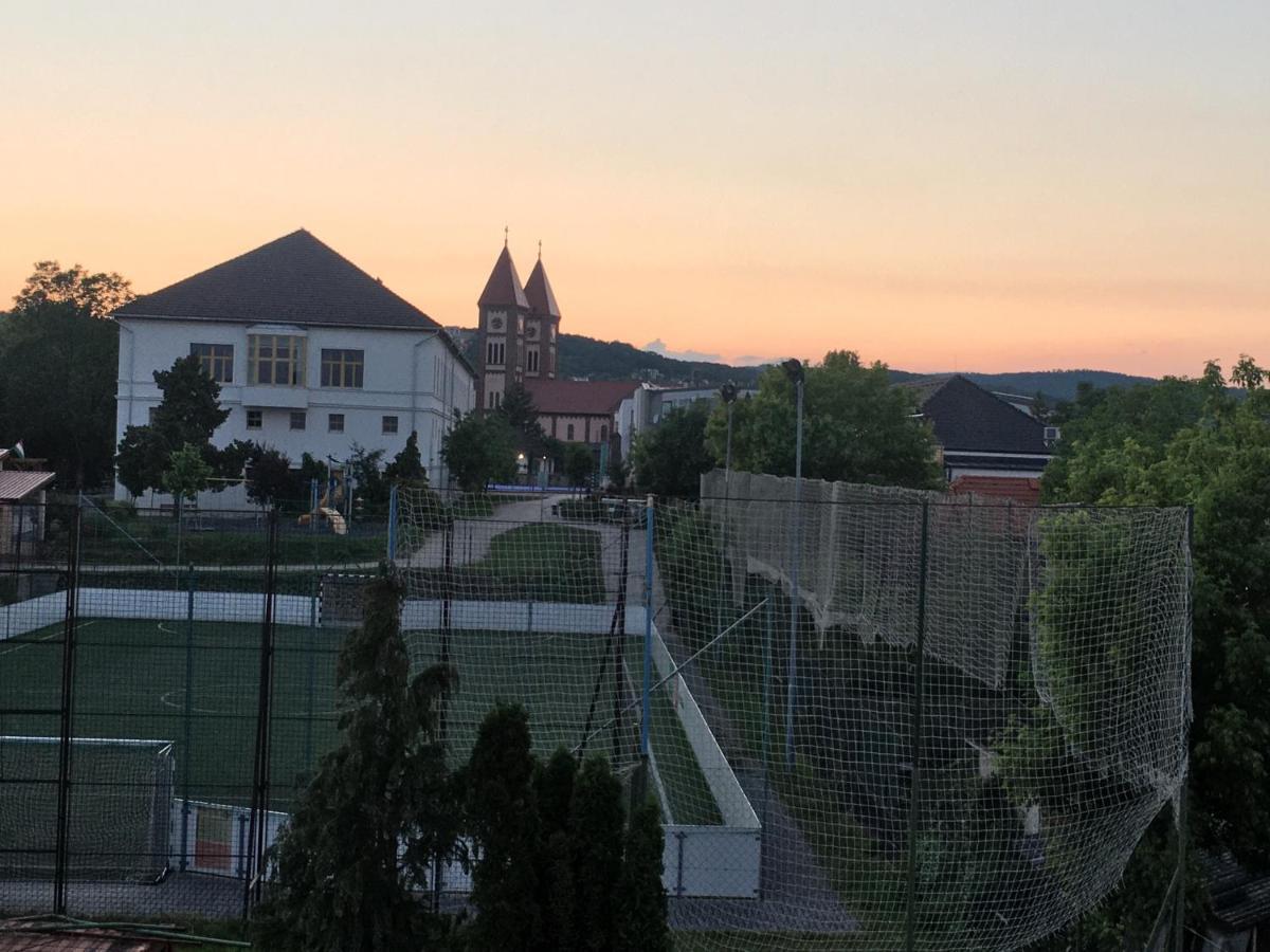 Andrea Apartman Balatonfured Bagian luar foto